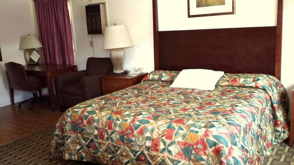Executive Inn & Suites レイク・ビュー 部屋 写真