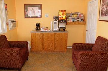 Executive Inn & Suites レイク・ビュー エクステリア 写真