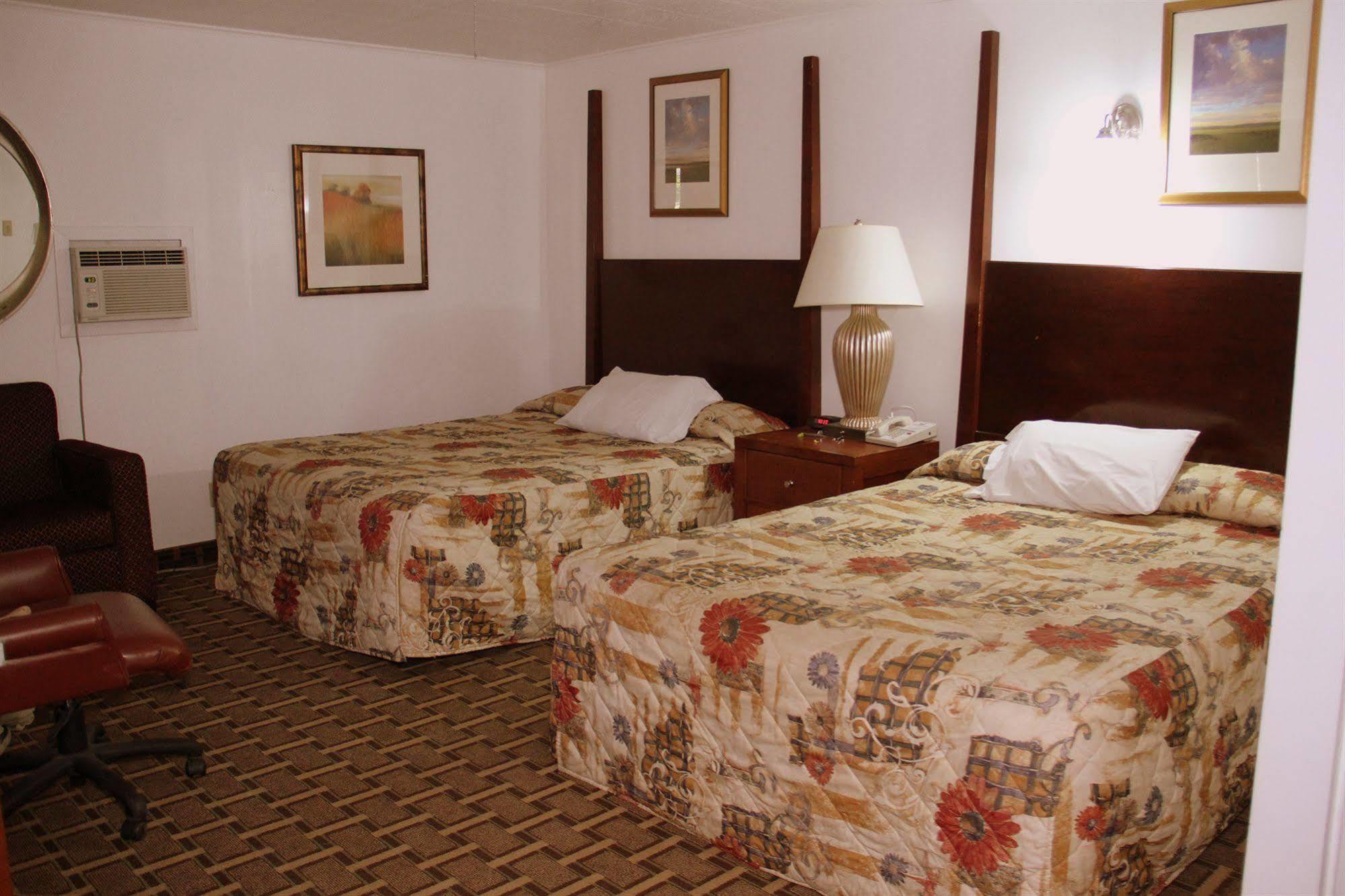 Executive Inn & Suites レイク・ビュー エクステリア 写真
